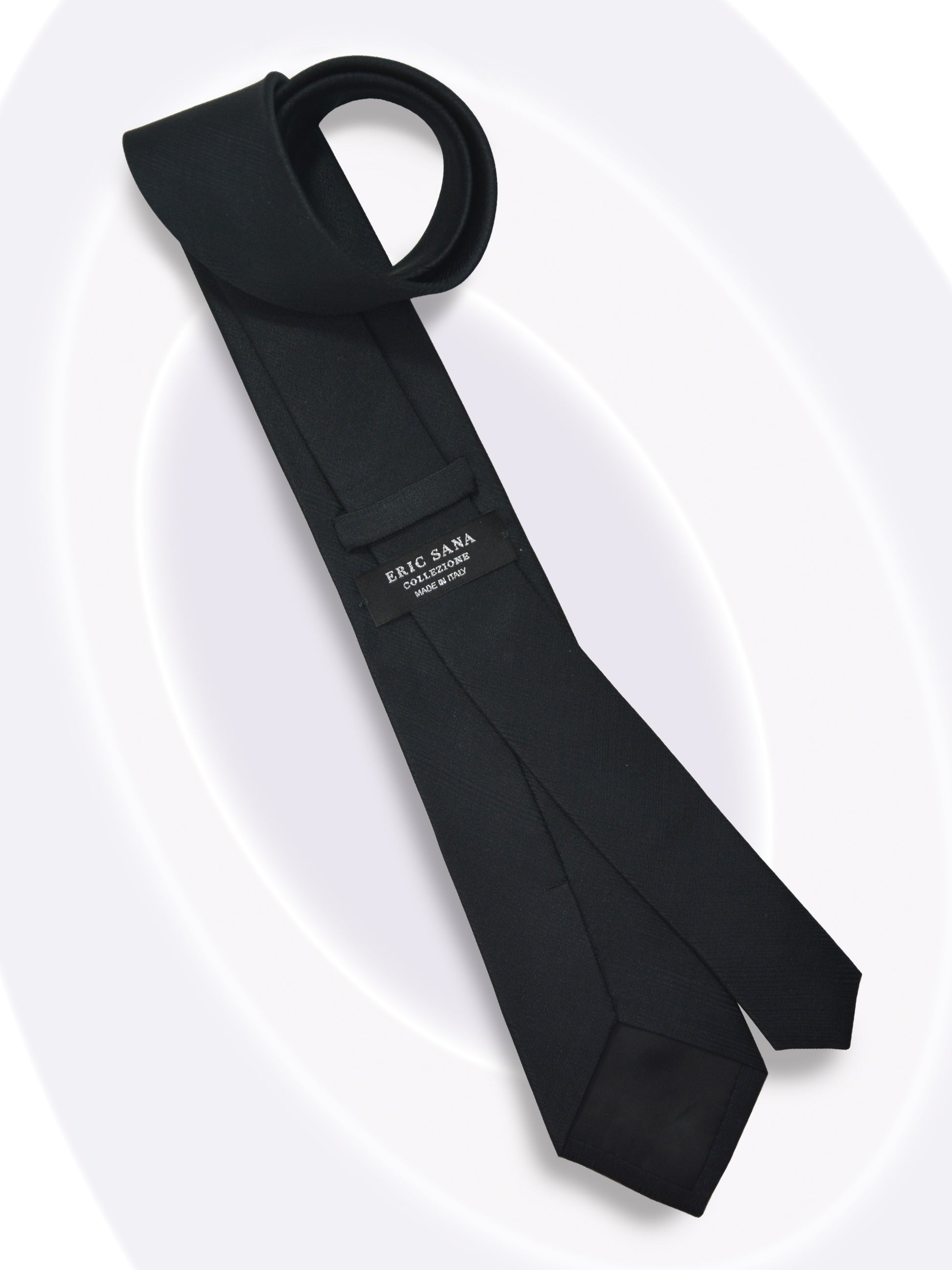 Fine Italian Silk Tie_Black_flat