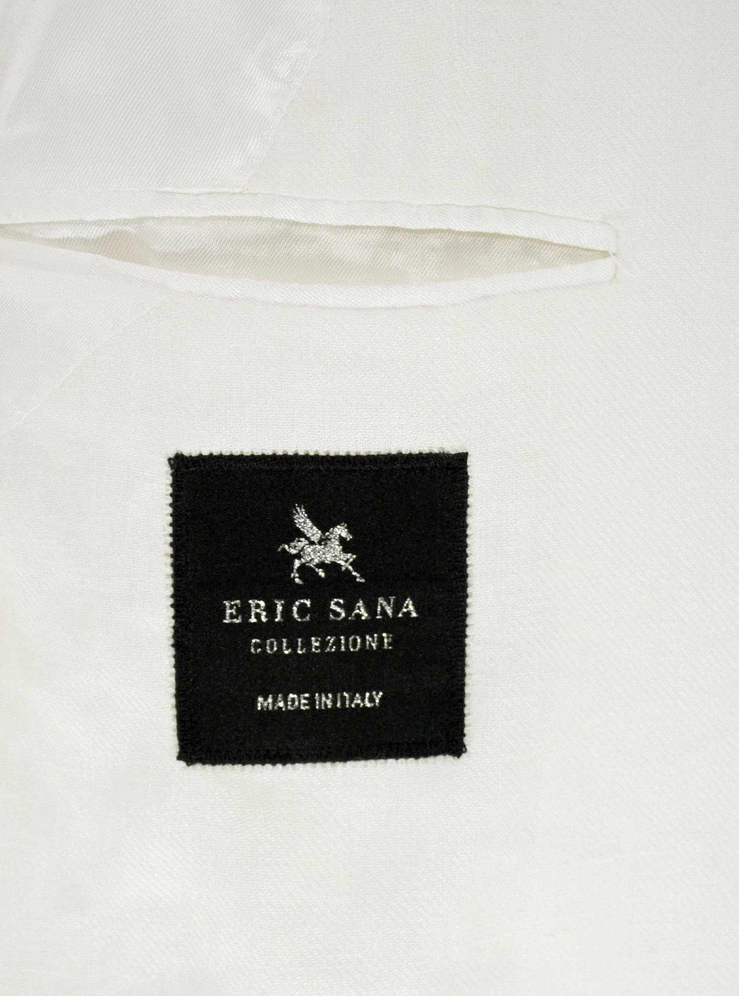 Noble Linen Suit