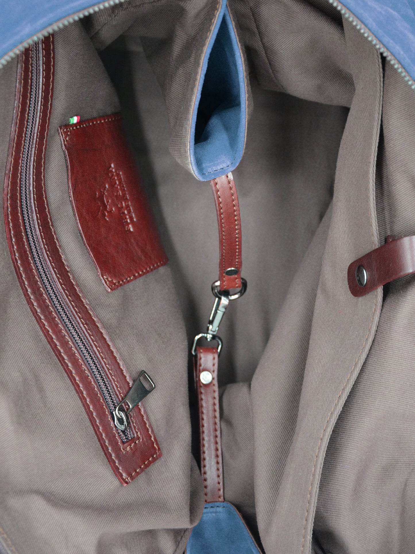 Sac de sport en daim et cuir