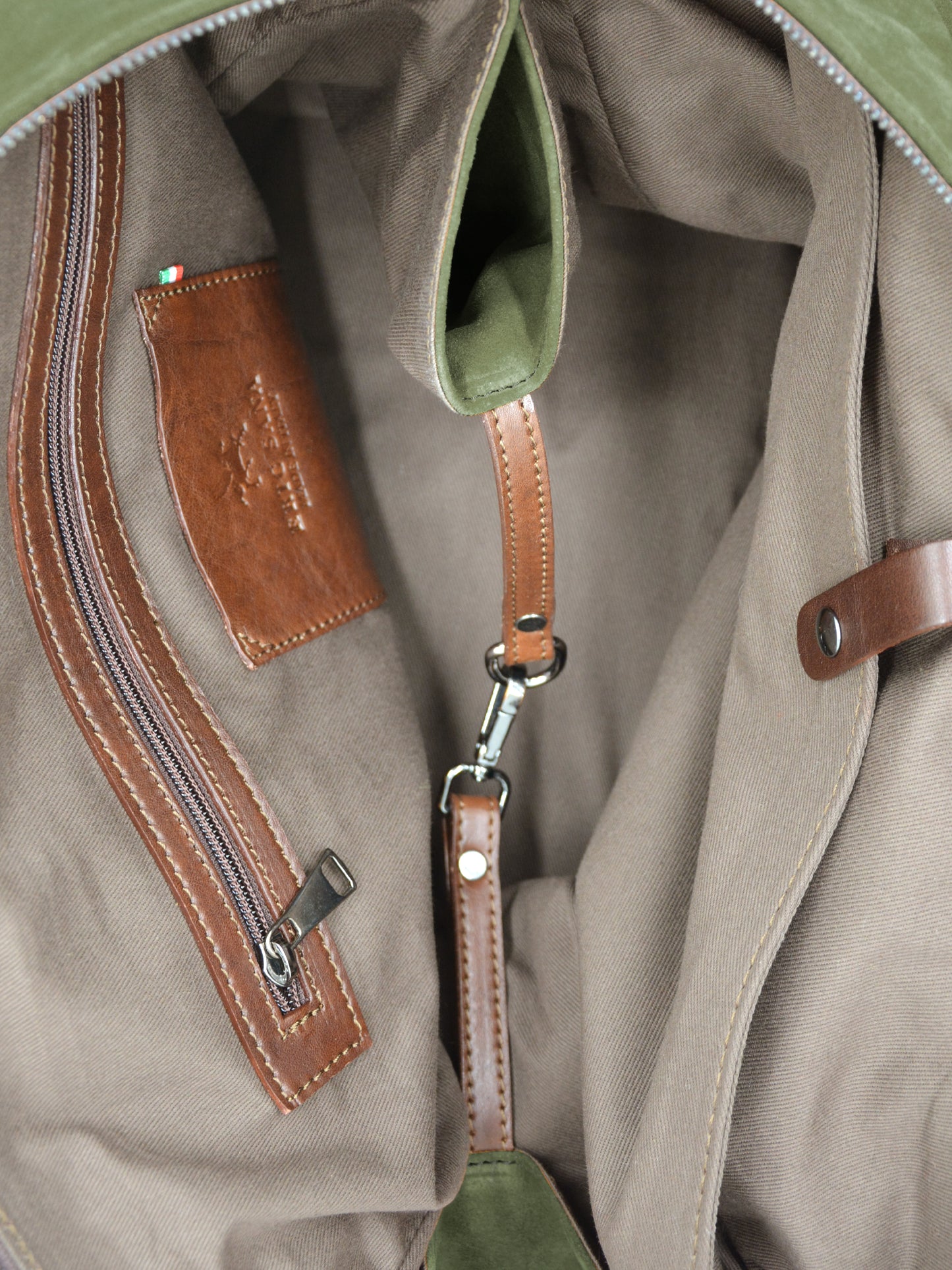 Sac de sport en daim et cuir