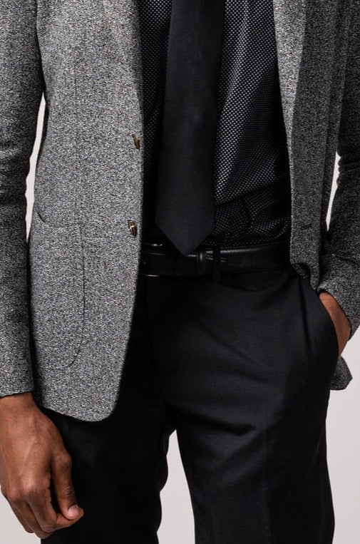 Plain Leather Belt Black on model