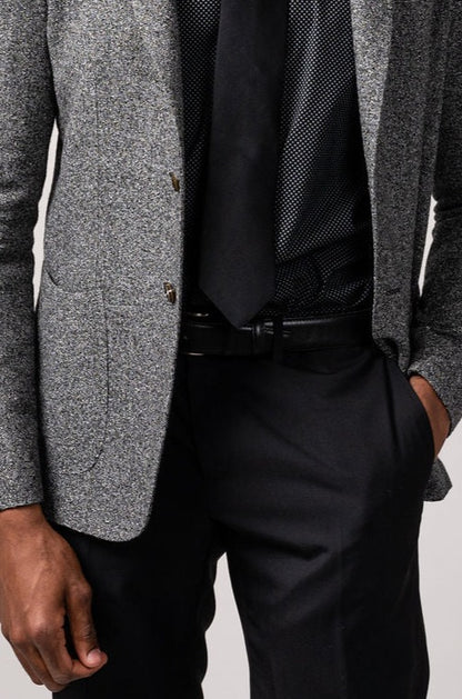 Plain Leather Belt Black on model